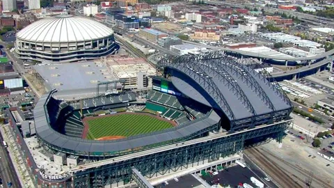 “39岁胡尔克再现惊人任意球风采”